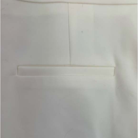 Zara Capri Pants in White - Picture 6 of 6